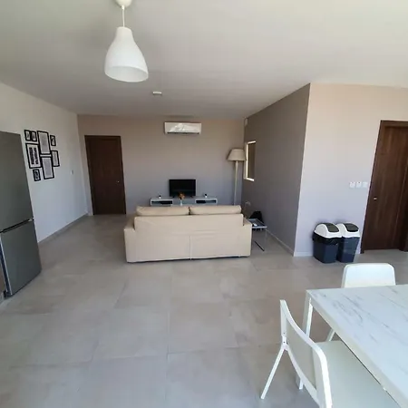 Qawra Modern 1 Bedroom Penthouse