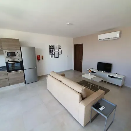 Daire Qawra Modern 1 Bedroom Penthouse St. Paul's Bay
