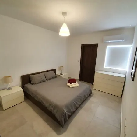 Daire Qawra Modern 1 Bedroom Penthouse